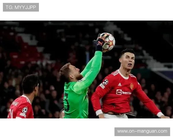 奥布拉克高接低挡多次神扑力保球门成为球队逆转关键人物